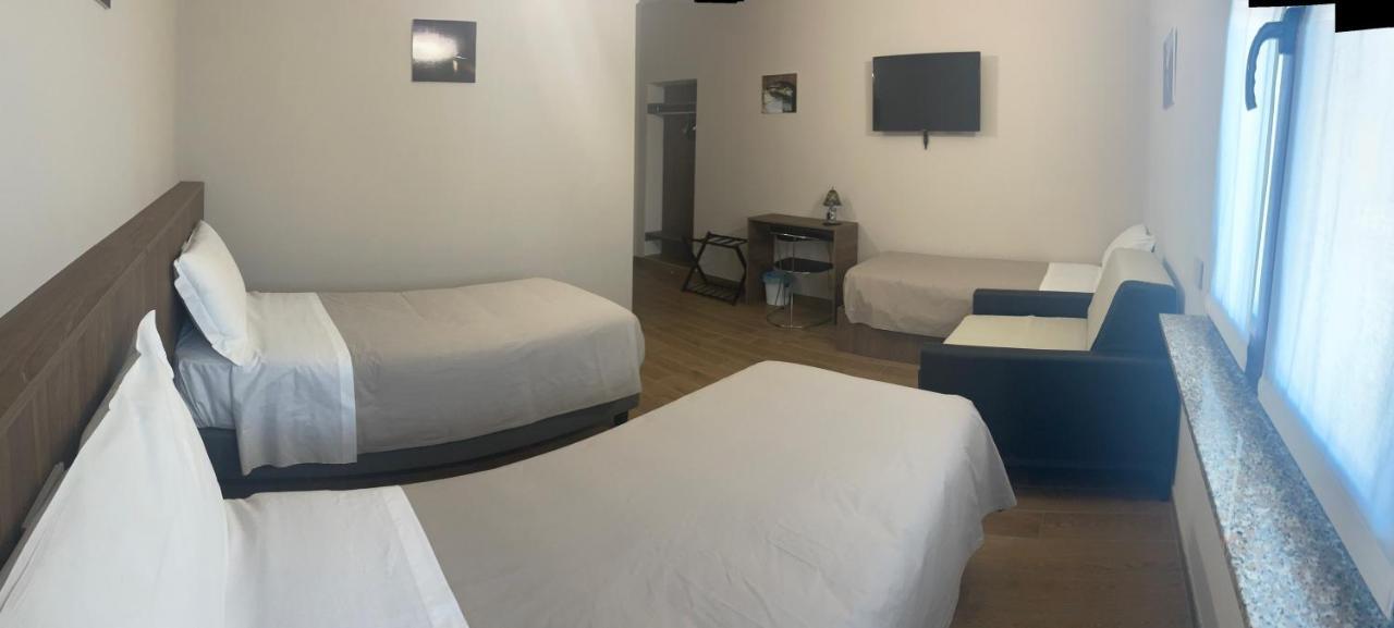 Villoresi Rooms Castano Primo Buitenkant foto